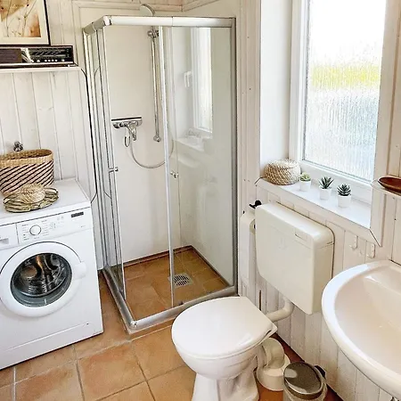 Holiday home 4 Person In Groemitz